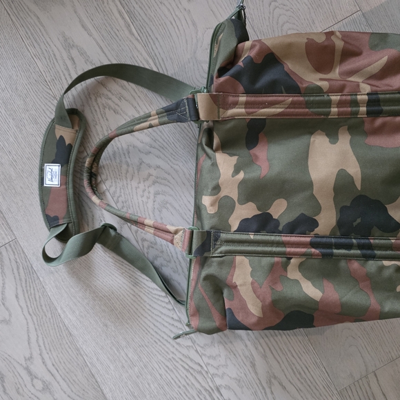 Herschel Supply Company Camouflage - Picture 6 of 7